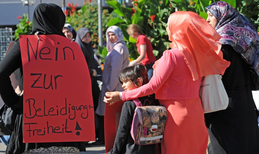 Emotionen und Affekt im Spannungsfeld von Religion und säkularem Gesellschaftsverständnis